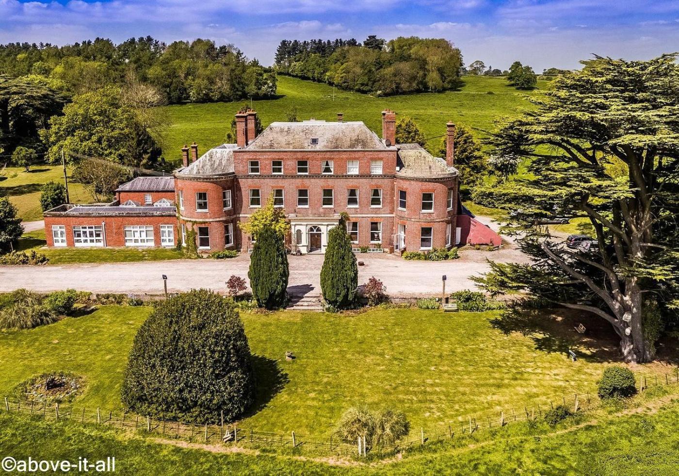 Longworth Hall Lugwardine Exterior photo